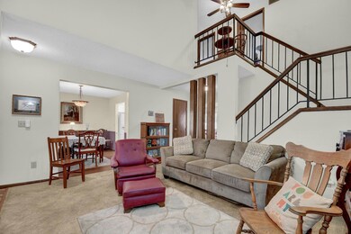 635 Farler Dr unit B, Columbus, OH 43213 - photo 7