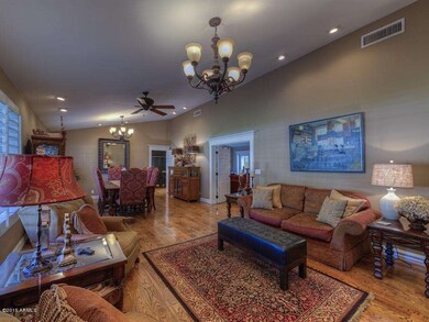 004_Living and Dining Rooms