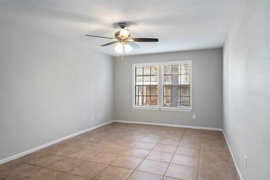 19 S White Pebble Ct, Spring, TX 77380 - photo 6