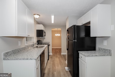 5356 Olde St, Stone Mountain, GA 30088 - photo 6