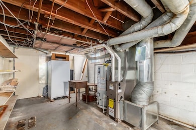 020_457_F 178 S Weyant Ave029