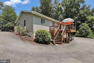 70 Mcewen Ln, Elverson, PA 19520 - photo 5