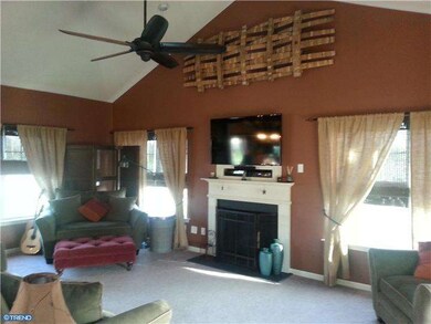 1828 Candlewyck Ln, Green Lane, PA 18054 - photo 7