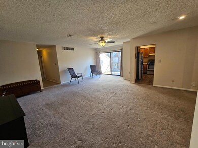 1475 Mount Holly Rd unit L3, Beverly, NJ 08010 - photo 2