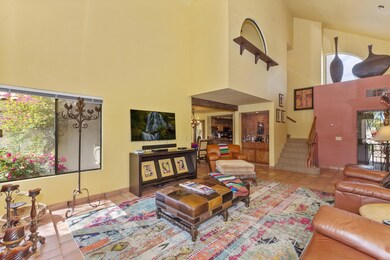 005_Living Room