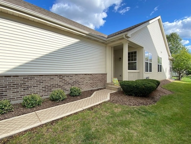 2175 Oleander Ct, Aurora, IL 60502 - photo 4