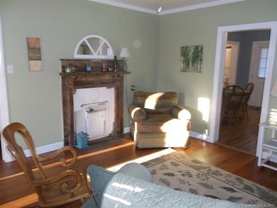 Living Room-156 Williams St, Lincolnton, NC 28092