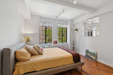 Woodstock Tower unit 602, New York, NY 10017 - photo 2