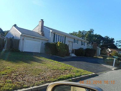 21 Glen Meadows Ct, Warwick, RI 02889 - photo 2