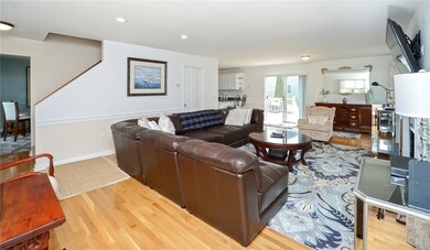 31 Evelin Cir, Middletown, RI 02842 - photo 5