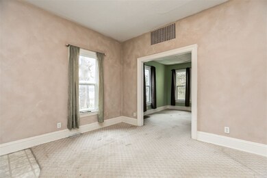 1116 9th St SE, Cedar Rapids, IA 52401 - photo 6