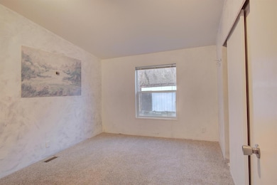 9888 W Evans Creek Rd, Rogue River, OR 97537 - photo 3