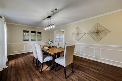 12418 Perthshire Rd, Houston, TX 77024 - photo 4