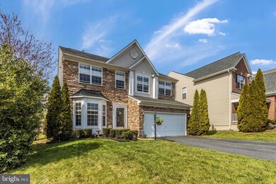 9172 Finnegan St, Lorton, VA 22079 - photo 2