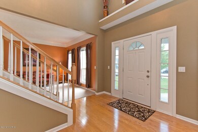 005 foyer - IMG_3831