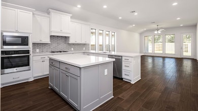 17311 Merigold Heights Dr, Conroe, TX 77302 - photo 3