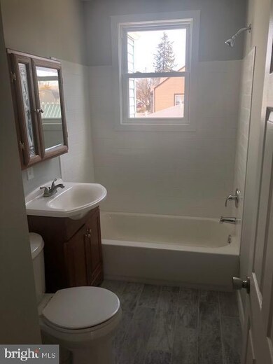 406 Leach St, Riverside, NJ 08075 - photo 5