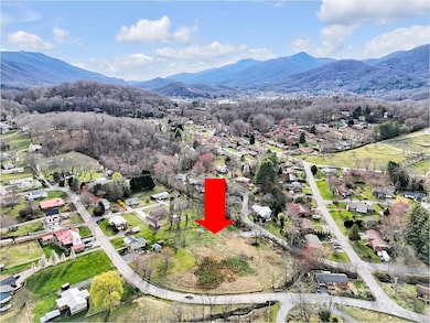 00 Oakdale Rd unit 2, Waynesville, NC 28786 - photo 2