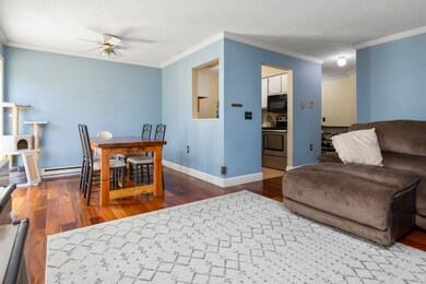 19 Somerset unit 19, Freeport, ME 04032 - photo 3