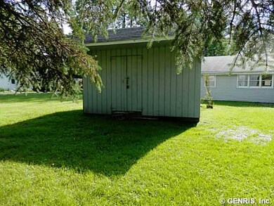 Exterior Front shed that housed the pump for well,