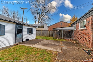 1015 Easley Dr, Westland, MI 48186 - photo 5