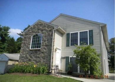 1624 W Whitehall St unit 2, Allentown, PA 18102 - photo 2