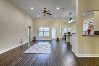 7406 E Suddley Castle St, Houston, TX 77095 - photo 4