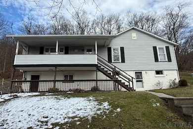 114 Kathy Dr, Johnstown, PA 15904 - photo 3