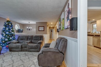 19 Sparhawk Dr, Londonderry, NH 03053 - photo 6