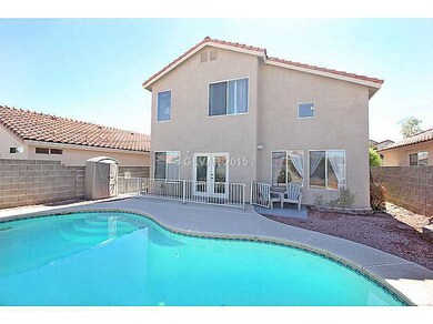 Property Photo. POOL/BACKYARD/REAR VIEW OF HOUSE