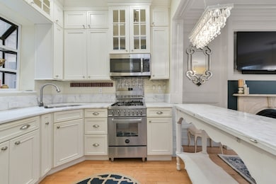 35 Queensberry St unit 1, Boston, MA 02215 - photo 4
