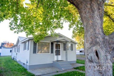 701 Union Ave, Filer, ID 83328 - photo 4