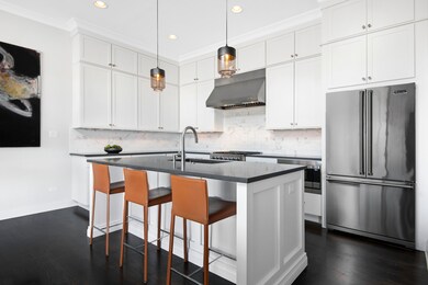 2242 W Lawrence Ave unit 403, Chicago, IL 60625 - photo 2