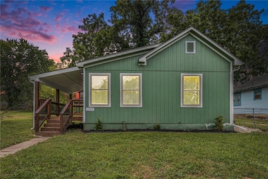 1527 Haskell Ave, Kansas City, KS 66104 - photo 2