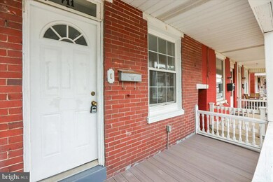 711 Wallace St, York, PA 17403 - photo 5