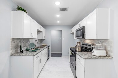 7215 Colton St, Houston, TX 77016 - photo 5