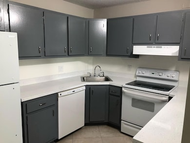 109 Lake Pine Cir unit C-1, Greenacres, FL 33463 - photo 5