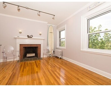 340 Tappan St unit 3, Brookline, MA 02445 - photo 4