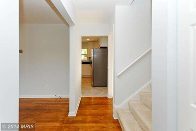 6013 Mustang Dr, Riverdale, MD 20737 - photo 5