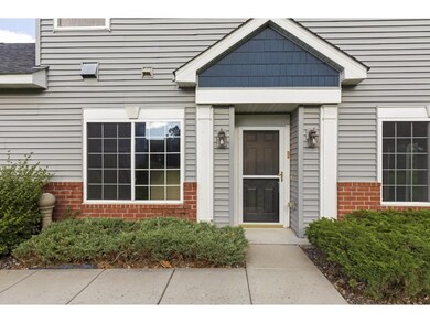 Inviting entryway!