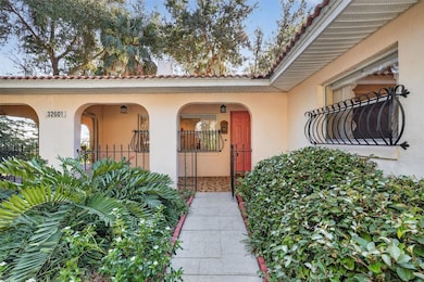 32601 Lakeshore Dr, Tavares, FL 32778 - photo 4