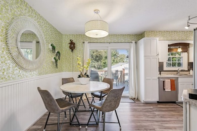 1337 Shultz St, Evansdale, IA 50707 - photo 4