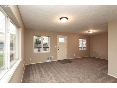 3056 Olympia Way, Longview, WA 98632 - photo 4