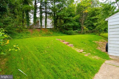 8717 Jenifer Rd, Parkville, MD 21234 - photo 5