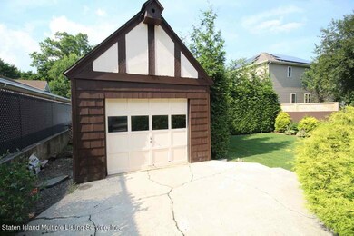 143 N Street Austins Place, Staten Island, NY 10310 - photo 3
