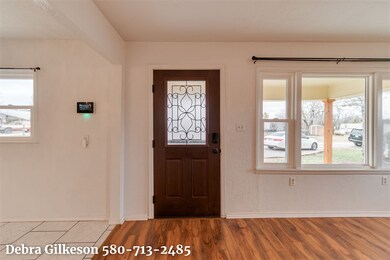 108 W F Ave, Cache, OK 73527 - photo 3