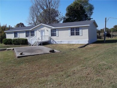 475 N Devils Den Rd, Winslow, AR 72959 - photo 2
