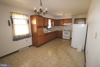 335 Fairmount Ave, Waynesboro, PA 17268 - photo 6