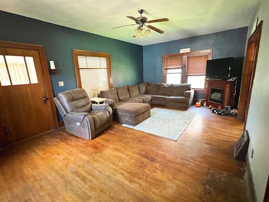 317 E Lucas St, Algona, IA 50511 - photo 4