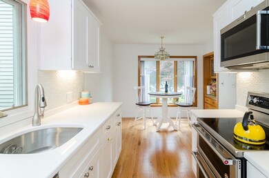 19 Cara Dr, Weymouth, MA 02188 - photo 3